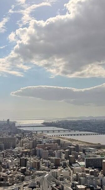 亚洲av高潮喷水久久天堂麻豆-亚洲成人才艺的多重魅力——洞见AV文化中的水润天国与麻豆之姿